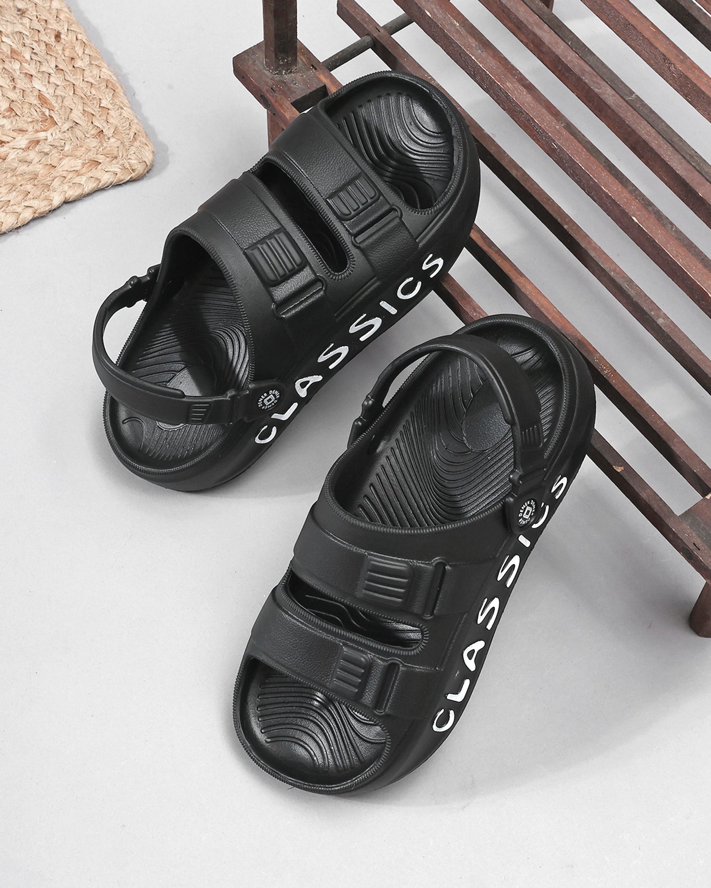 UrbanGrip Black Sport Slides